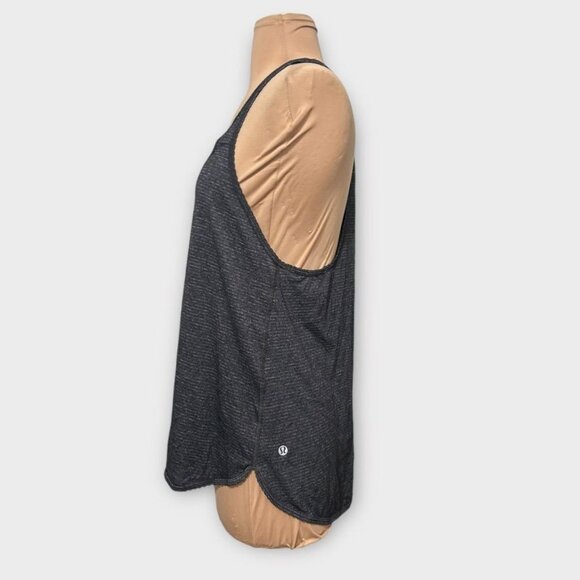 Lululemon 105 F Singlet Heathered Black Gray 8 Scalloped Tank Scalloped Top EUC - Picture 4 of 6